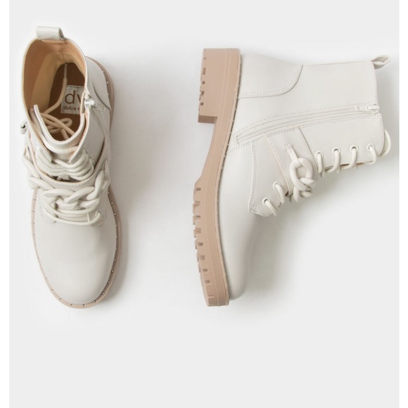 Brand new DOLCE VITA Osten Chainlink Womens Boots! - Picture 5 of 8